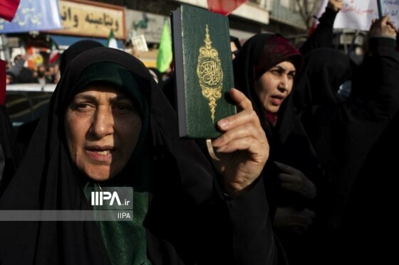 منبع: ایران