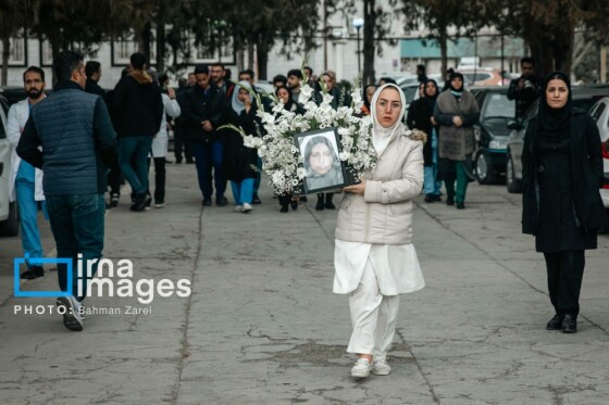 تشییع پیکر شهیده الهام زینلی در کرمانشاه