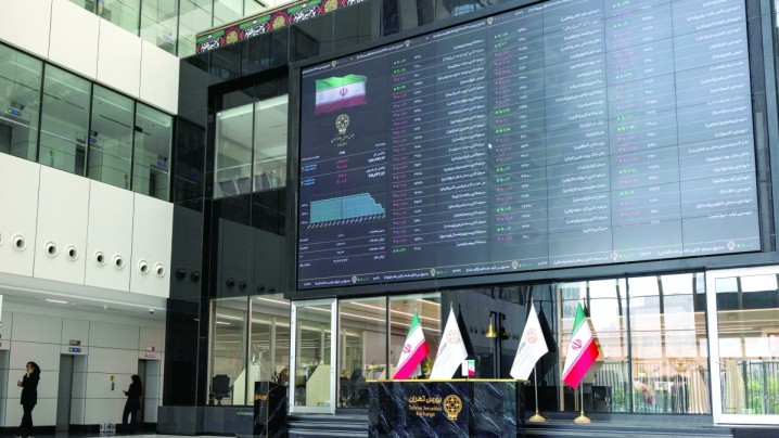 کشف رابطه طلا و سهام در ایران