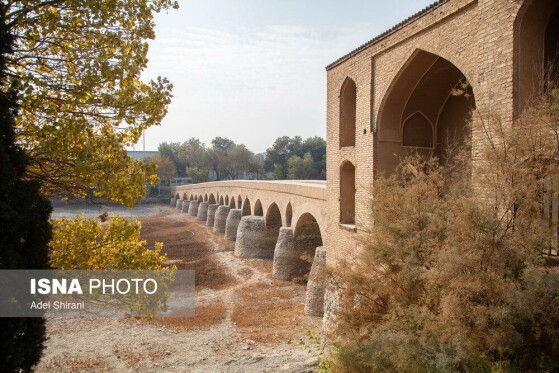 زاینده‌رود خشکید، تاریخ اصفهان تخریب!