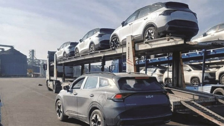 آغاز واردات خودرو به منطقه آزاد مازندران