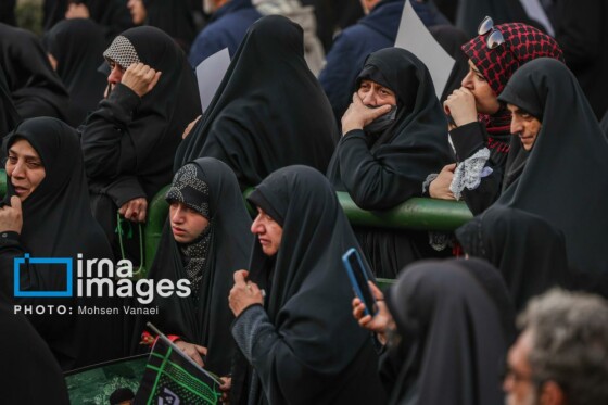 تشییع پیکر ۱۰۰ شهید مردمی و مدافع امنیت در تهران