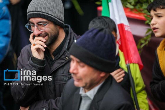 تشییع پیکر ۱۰۰ شهید مردمی و مدافع امنیت در تهران