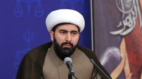 معاون قوه‌ قضاییه: باید با کسی که مردم را از حقوق خود محروم می‌کند جدی‌تر برخورد شود