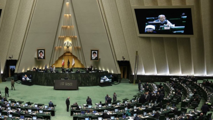 وزیر اطلاعات در مجلس حضور می‌یابد/ادامه بررسی طرح برگزاری تجمعات