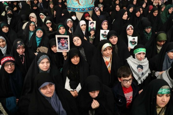 دیدار اقشار مختلف مردم در سالروز مبعث پیامبر اعظم (صلّی الله علیه و آله و سلّم)