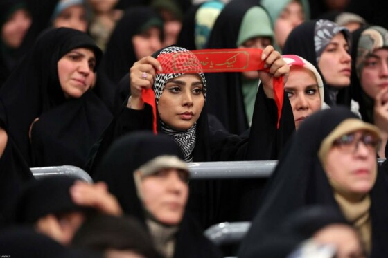 دیدار اقشار مختلف مردم در سالروز مبعث پیامبر اعظم (صلّی الله علیه و آله و سلّم)