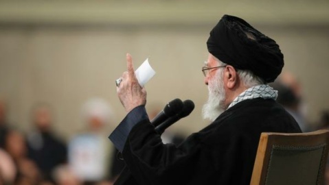 فیلم/ رهبر انقلاب: وضع اقتصادی وضع خوبی نیست و معیشت مردم واقعاً مشکل دارد