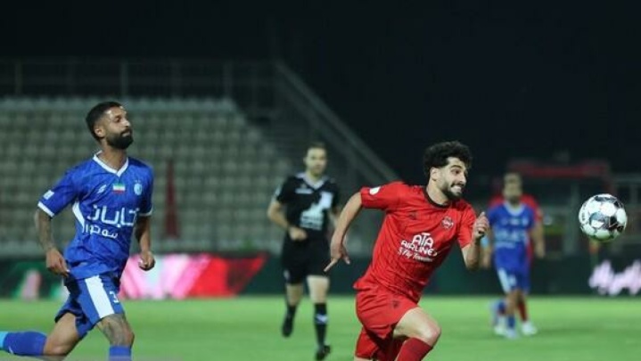 میزبانی استقلال از تراکتور در یزد