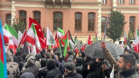 تجمع مردم ترکیه در حمایت از ایران