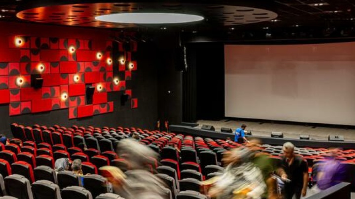 چه تعداد سینما میزبان فیلم فجر است؟