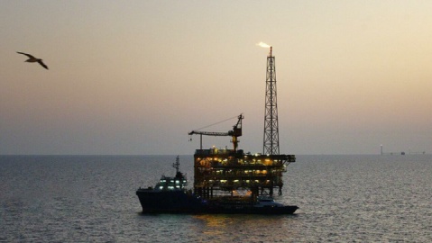 تولید نفت کشور ۱۳۵ هزار بشکه‌ افزایش می‌یابد