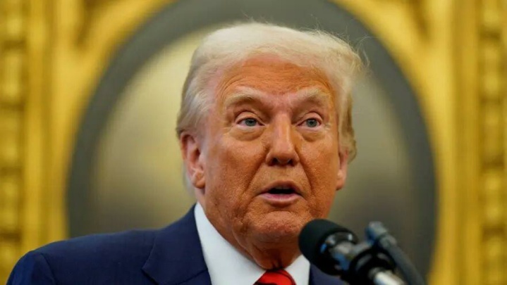 ترامپ: آمریکا منافع گسترده ای در گرینلند دارد اما از نیروی نظامی استفاده نمی‌کنیم