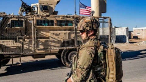 ایالات متحده در حال بررسی خروج کامل نیروهایش از سوریه است