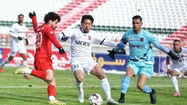 برد پرگل تراکتور در بازی بدون تی‌تی‌ها