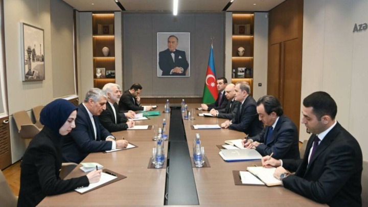 دیدار جلال‌زاده با وزیر امور خارجه جمهوری آذربایجان