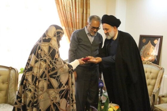 دیدار نمایندگان رهبر معظم انقلاب و رئیس بنیاد شهید و معاونان با جانبازان