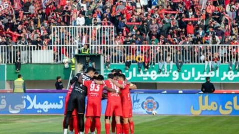 قرارداد ۲/۵ ساله پرسپولیس با معامله‌گری