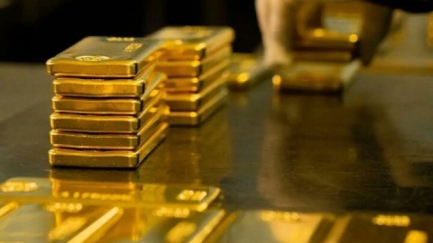 چرا طلا چهارنعل می‌تازد؟