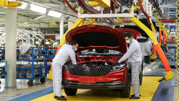 خروج چینی‌ها از بازار خودروی ایران بعید است