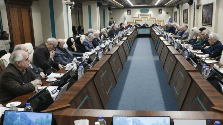 معاون اول رئیس‌جمهور: پایان جنگ با دشمنان نخواهد بود/ مذاکره فقط با تضمین واقعی