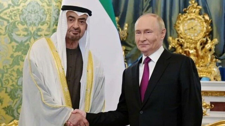 روسیه از نزدیک تحولات ایران را زیر نظر دارد