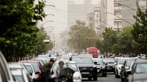 تداوم وزش باد در تهران طی هفته آینده/ ورود سامانه بارشی از سه شنبه