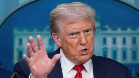 ترامپ معترض آمریکایی را «آشوبگر» و «شورشی» توصیف کرد