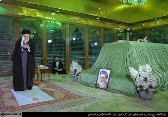 آغاز جشن‌های چهل‌وهفتمین سالگرد پیروزی انقلاب اسلامی با حضور رهبر انقلاب