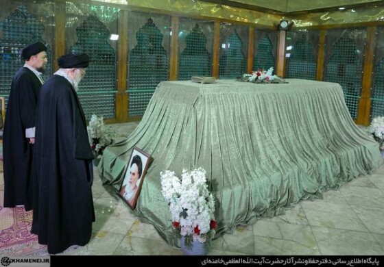 آغاز جشنهای چهلوهفتمین سالگرد پیروزی انقلاب اسلامی با حضور رهبر انقلاب