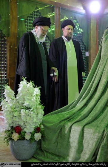 آغاز جشن‌های چهل‌وهفتمین سالگرد پیروزی انقلاب اسلامی با حضور رهبر انقلاب