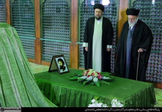 آغاز جشن‌های چهل‌وهفتمین سالگرد پیروزی انقلاب اسلامی با حضور رهبر انقلاب