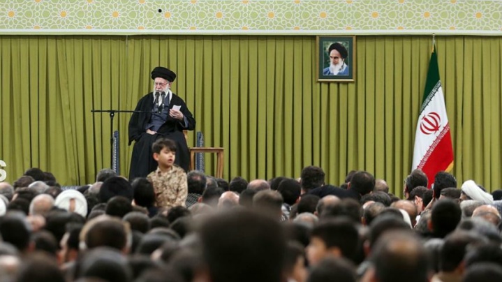 بازتاب بیانات رهبر انقلاب در رسانه‌های عربی/حمله به ایران باعث وقوع جنگ منطقه‌ای می‌شود