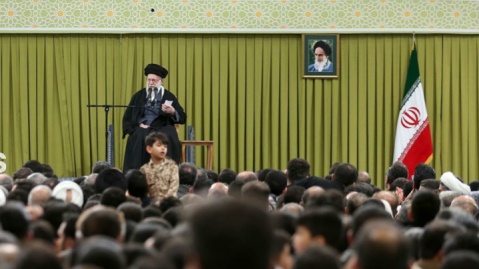 بازتاب بیانات رهبر انقلاب در رسانه‌های عربی/حمله به ایران باعث وقوع جنگ منطقه‌ای می‌شود