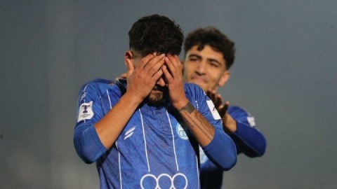 پاس گل استقلال به پرسپولیس/ شکست آبی‌های پایتخت مقابل پیکان!