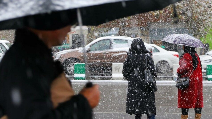 سه سامانه جوی قدرتمند در راه تهران/ از کولاک تا کاهش ۷ درجه‌ای دما