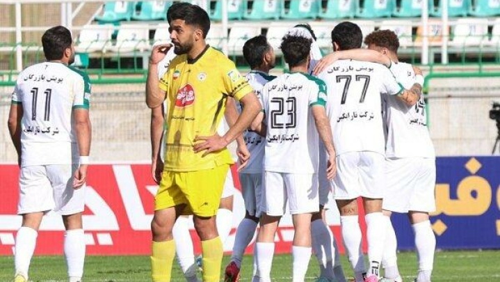 برد مهم ذوب آهن پس از شوک برکناری سرمربی