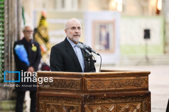 تجدید میثاق رییس و نمایندگان مجلس با آرمان‌های امام راحل