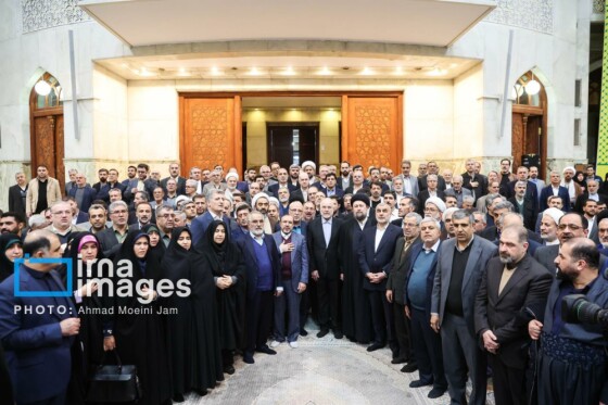 تجدید میثاق رییس و نمایندگان مجلس با آرمانهای امام راحل