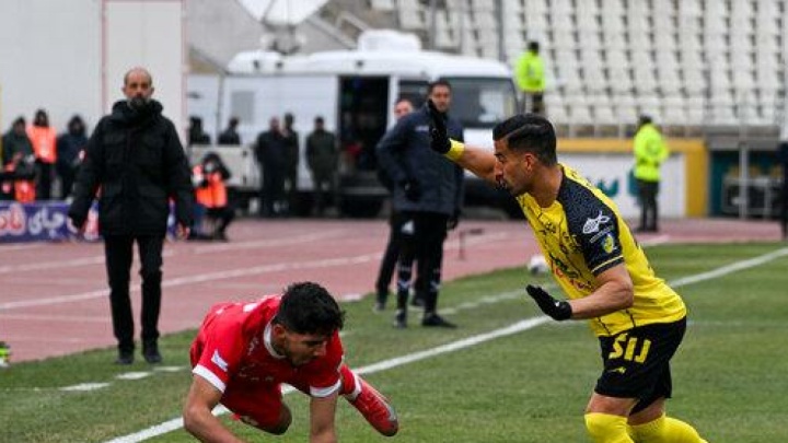 عصبانیت سرپرست پرسپولیس و نارضایتی اوسمار