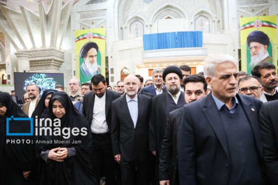 تجدید میثاق رییس و نمایندگان مجلس با آرمان‌های امام راحل