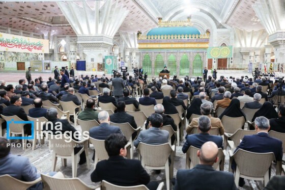 تجدید میثاق رییس و نمایندگان مجلس با آرمانهای امام راحل