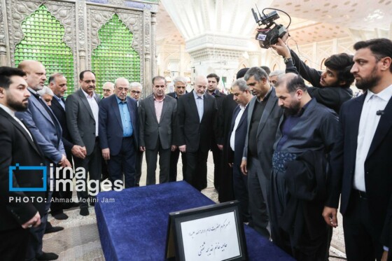 تجدید میثاق رییس و نمایندگان مجلس با آرمانهای امام راحل