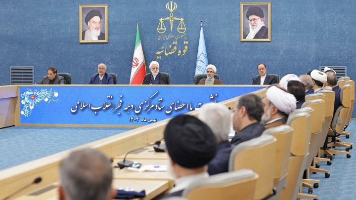 تا برقراری عدالت واقعی فاصله داریم/ا انقلاب اسلامی همچنان پاینده است