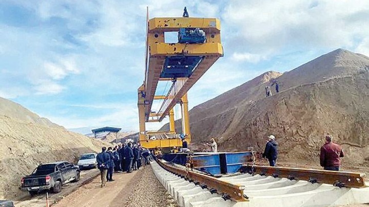شمارش معکوس برا‌ی حرکت قطار میانه - اردبیل