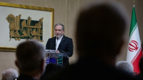 عراقچی: ایران در مذاکرات جاری کاملا جدی است/ یک دیوار بی‌اعتمادی بسیار بزرگ وجود دارد