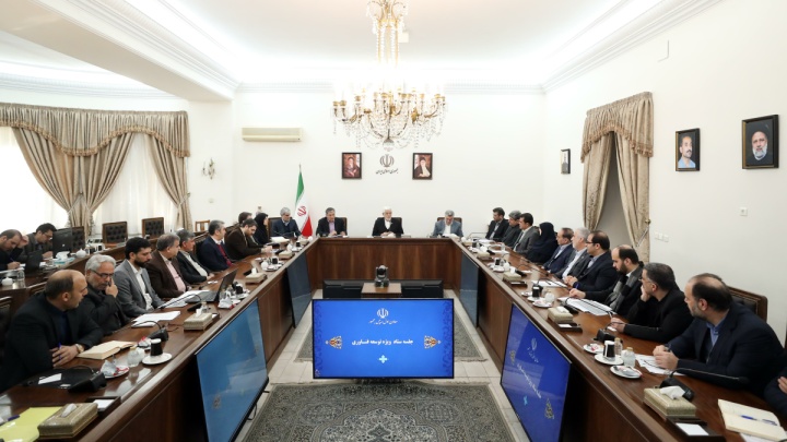 تصویب طرح‌های فناورانه در تولید دارو، تجهیزات پزشکی و ایمنی غذایی