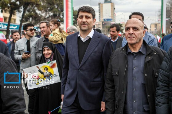 حضور مسئولان در راهپیمایی ۲۲ بهمن