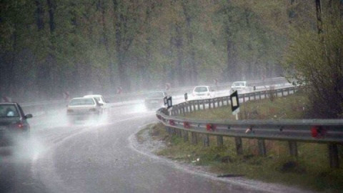 تردد روان جاده‌های شمالی کشور؛ بارش برف و باران در برخی استان‌ها