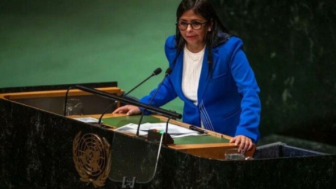 رودریگز: مادورو همچنان رئیس‌جمهور قانونی ونزوئلا است